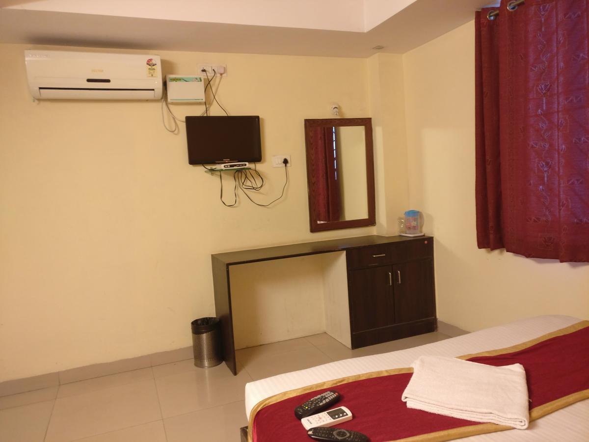 Hotel Skyland Bangalore Extérieur photo