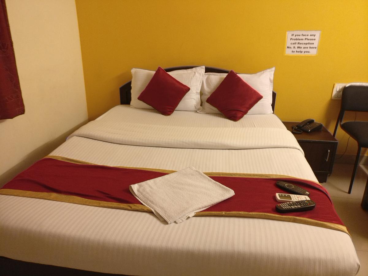 Hotel Skyland Bangalore Extérieur photo